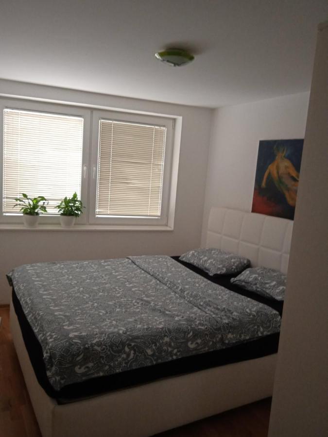 Hrvatin No 5 * Sarajevo