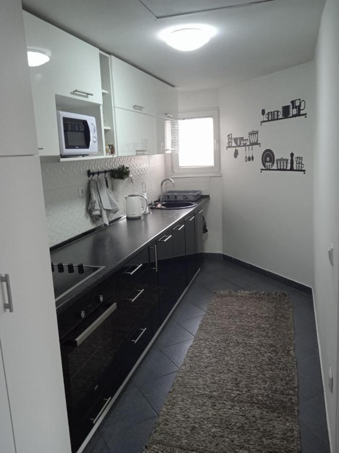 Hrvatin No 5 * Sarajevo