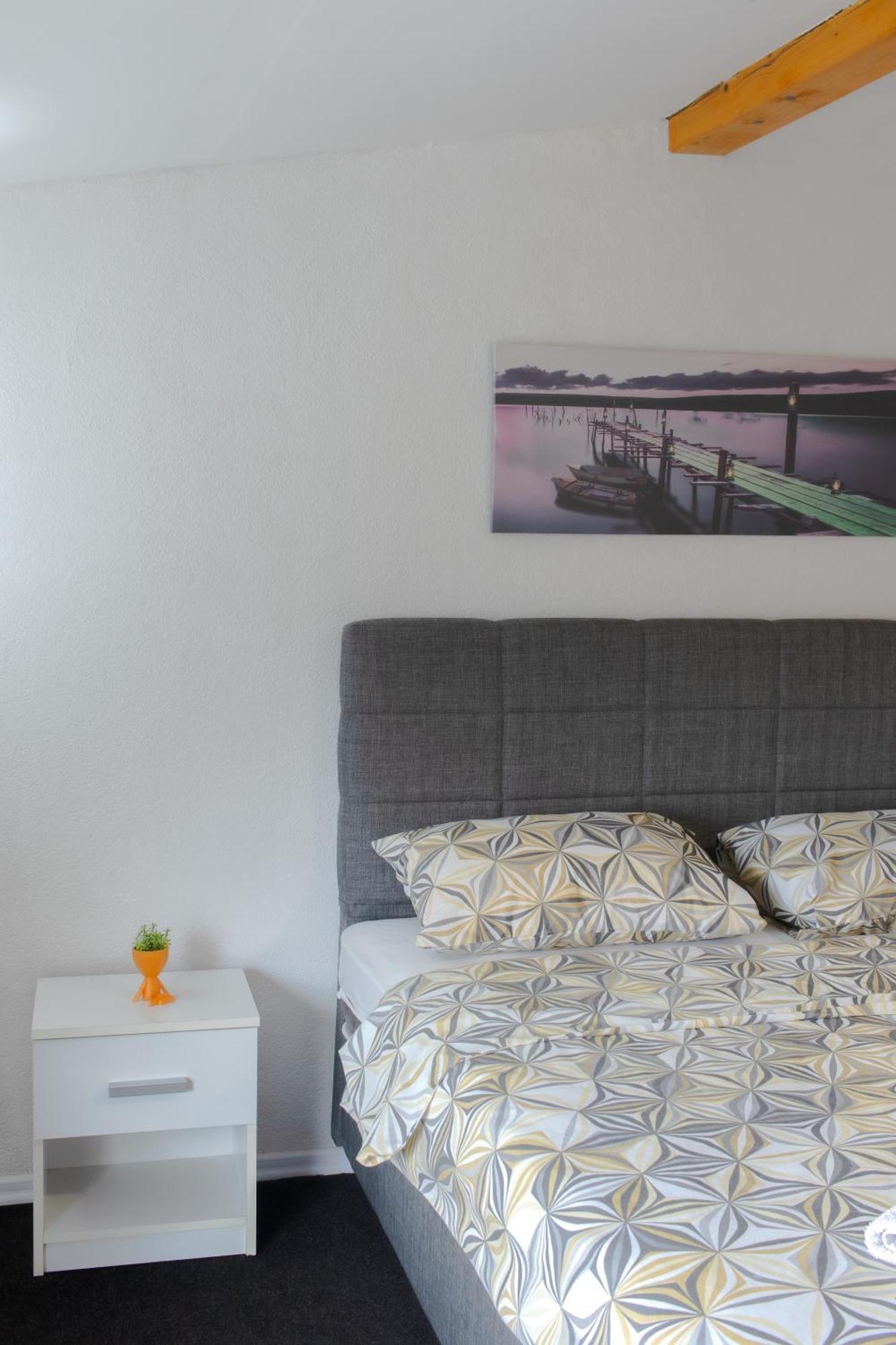 Hrvatin No 5 * Sarajevo